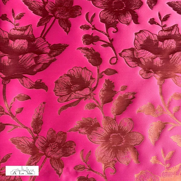 Polyester jacquard roos met  rosé gouden bloemen - Knipmode